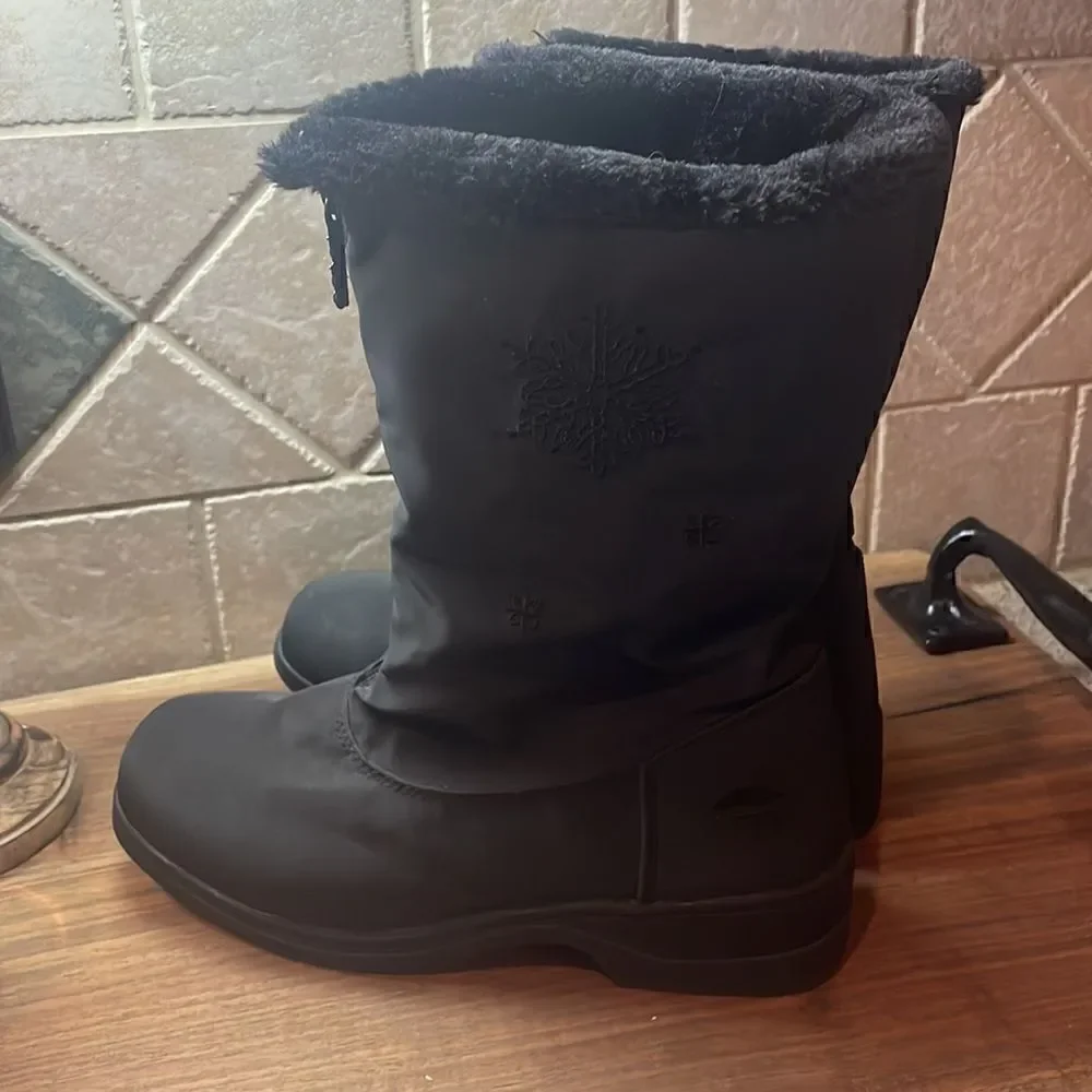 Totes Women's Staride Mid-Calf Boot - 7 - Great Condition